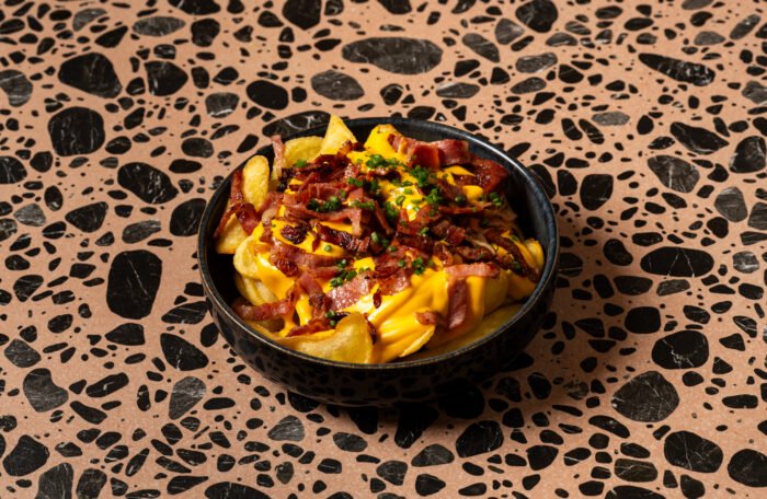 Πατάτες με Τσένταρ και Μπέικον